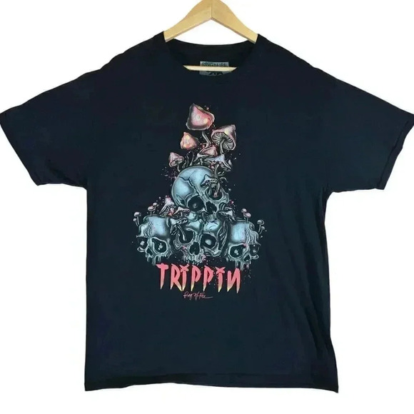Ring of Fire Unisex Skull Shroom Trippin Short Sleeve Cotton Graphic Tee Large‎ - Picture 1 of 4